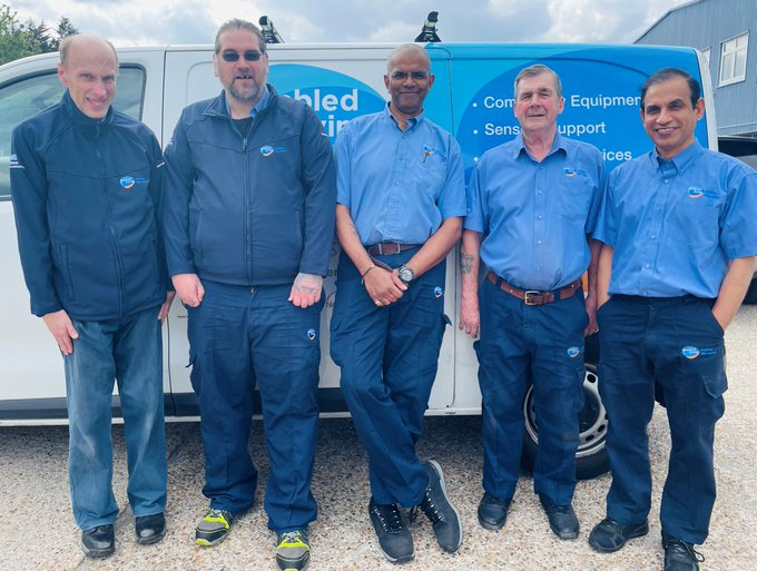 Enabled_Living_'s tweet photo. Meet the amazing warehouse team! 🧡💙
They run a tight ship ensuring we always have enough #CommunityEquipment for #Newham residents as well as doing a fantastic job in recycling our equipment for reuse.
Last year they helped to recycle over £2m of community equipment🎉🎉 https://t.co/DpeSdEmfYX