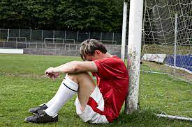 3 ways to manage your child's unrealistic expectations for football

 #academyfootball #sportpsychology