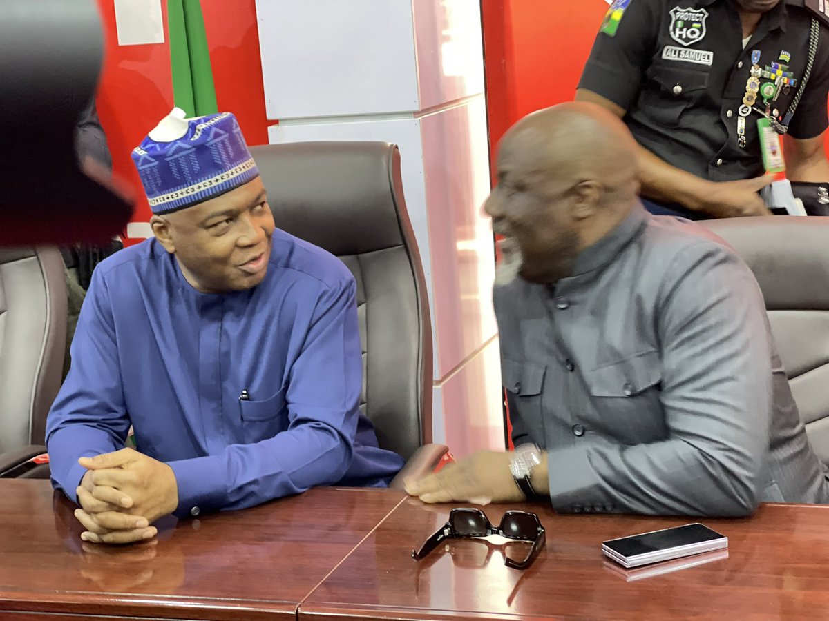 OfficialPDPNig's tweet photo. The former President of the 8th @NGRSenate and Chairman, @OfficialPDPNig Reconciliation and Strategy Committee, @bukolasaraki, at the ongoing inauguration of the Kogi State Caretaker Committee and Inaugural meeting of the National Campaign Council for the state, happening live at the National Secretariat, Wadata Plaza, Abuja.
