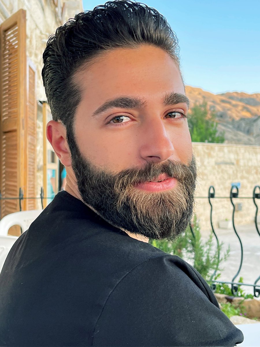 18321Ali's tweet photo. تابعوني على tiktok يا حلوين 🤗

https://t.co/18vry8TM6L https://t.co/cDccUzdF0c