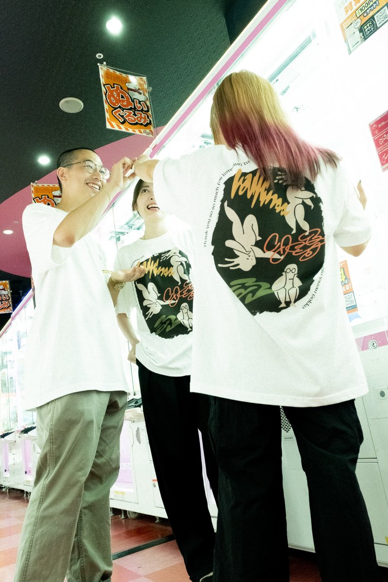 RadioYasanGokko's tweet photo. 💥公開収録in大阪2023記念Tシャツ💥

・値段：¥3,500
・ビジュアルが表OR裏の2バージョン
・9月11日まで予約販売
・イラスト&amp;写真 by @nomaddy54 

⇩BASEにて予約販売中⇩
https://t.co/6D21Przwky https://t.co/H7PssDAnI1