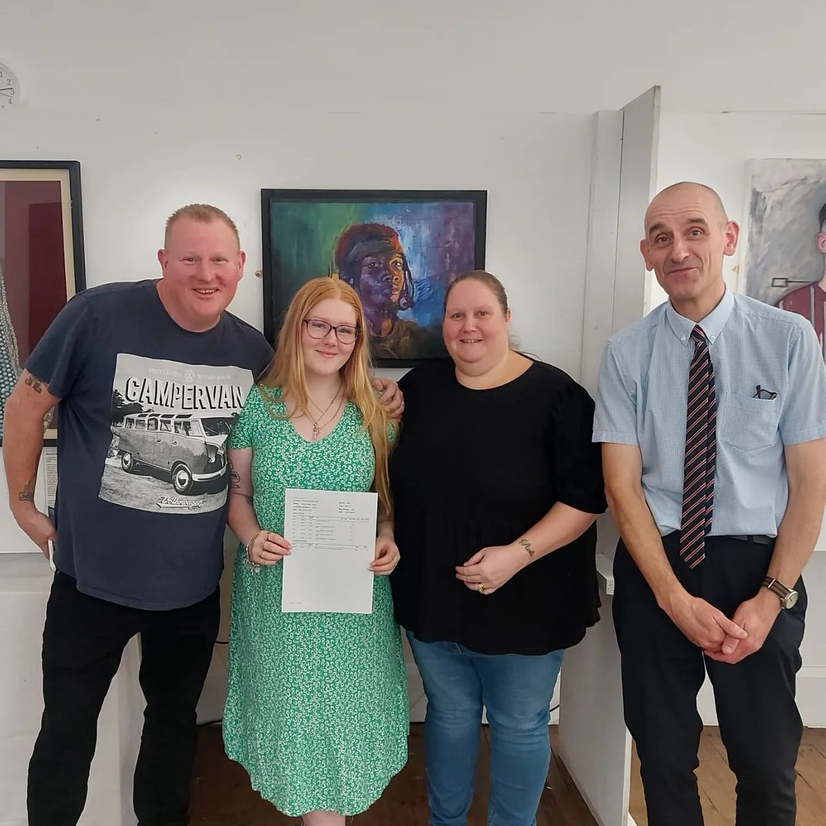 Congratulations! 🥳

Last Thursday, our City College students received their A-Level results!

Now that the results are in, students will be gearing up for the next chapter of their academic journey 📘

We wish all our 2023 leavers the very best of luck!