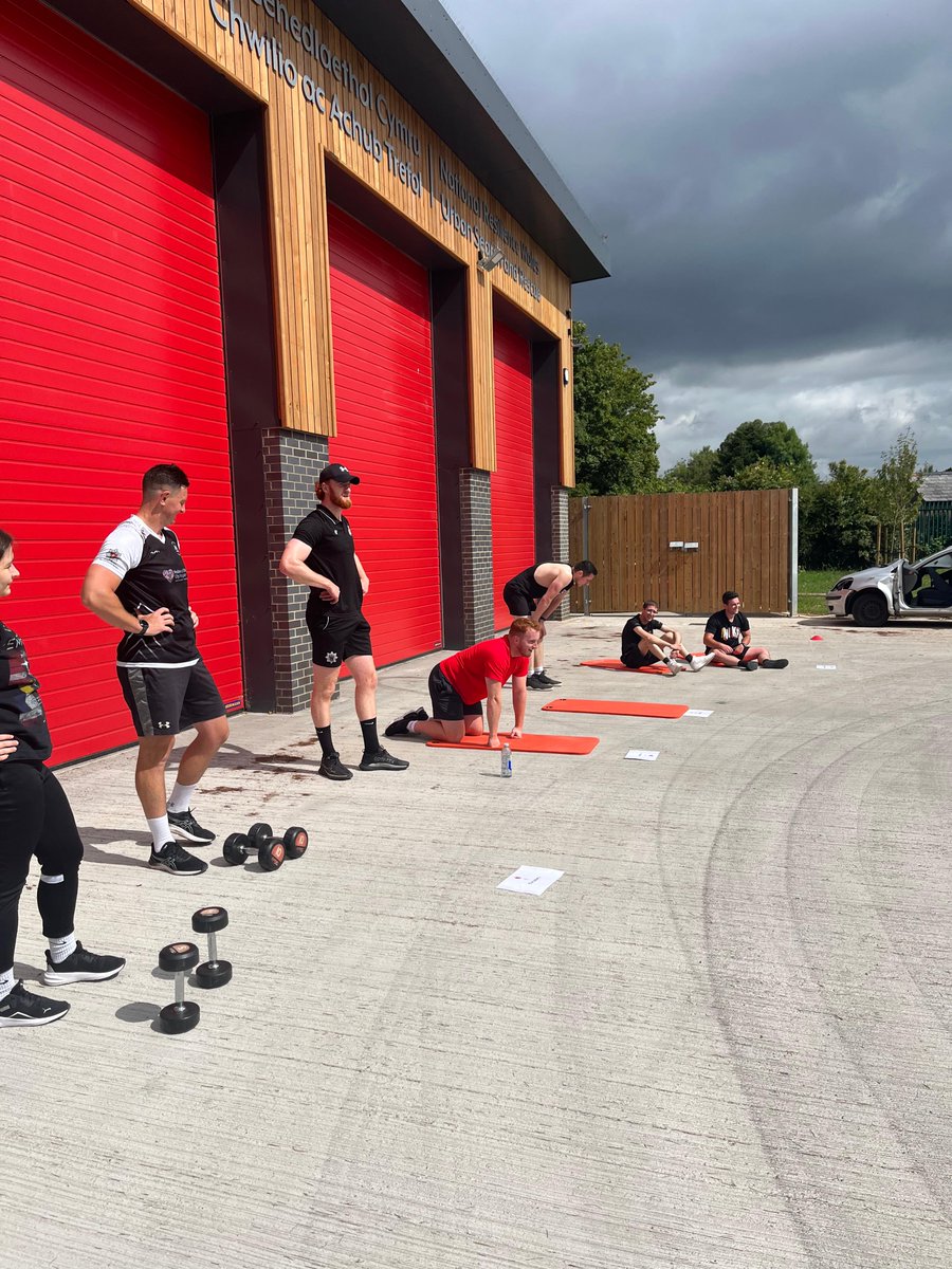 South Wales Fire and Rescue Service tweet media