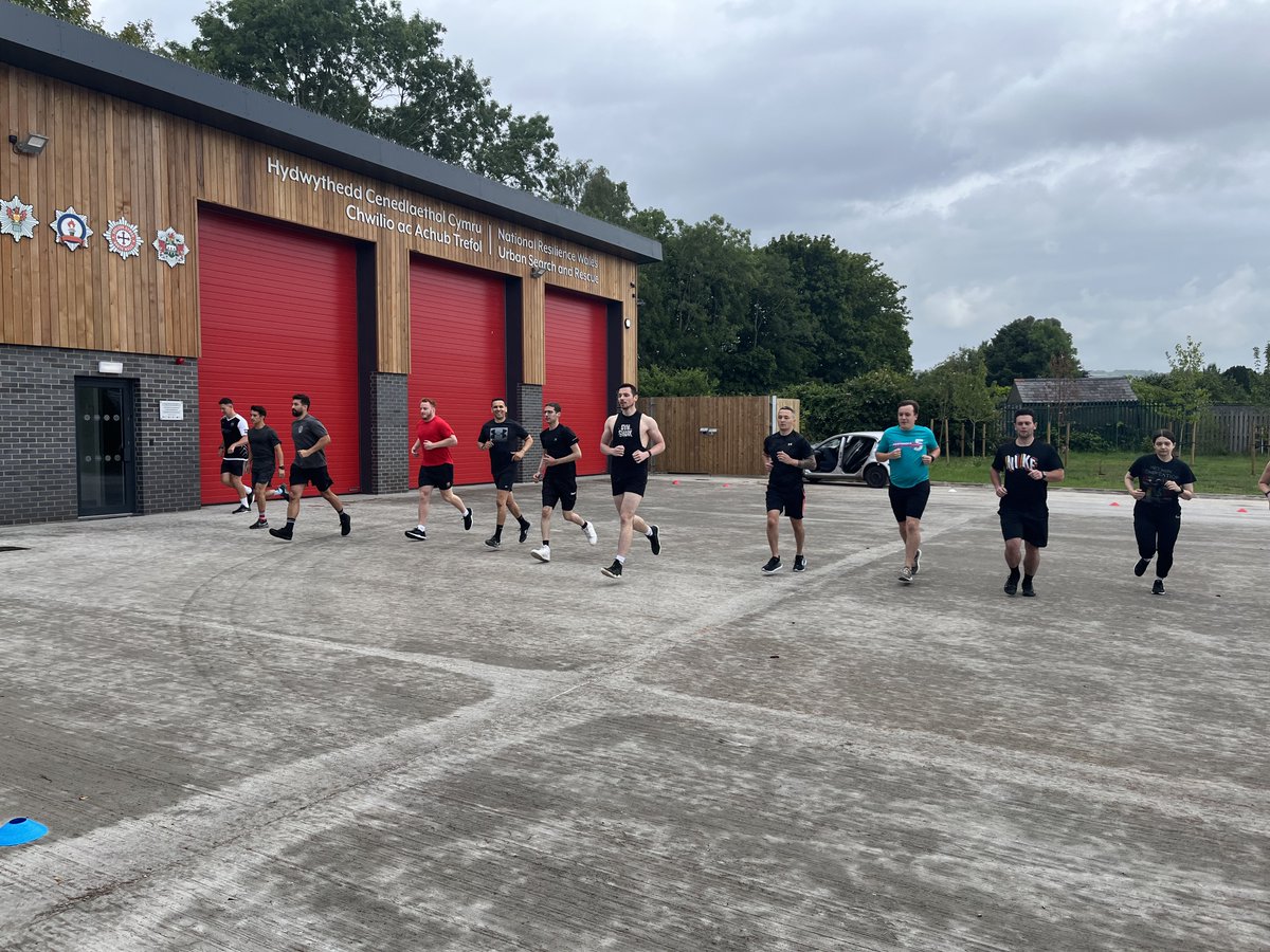 South Wales Fire and Rescue Service tweet media