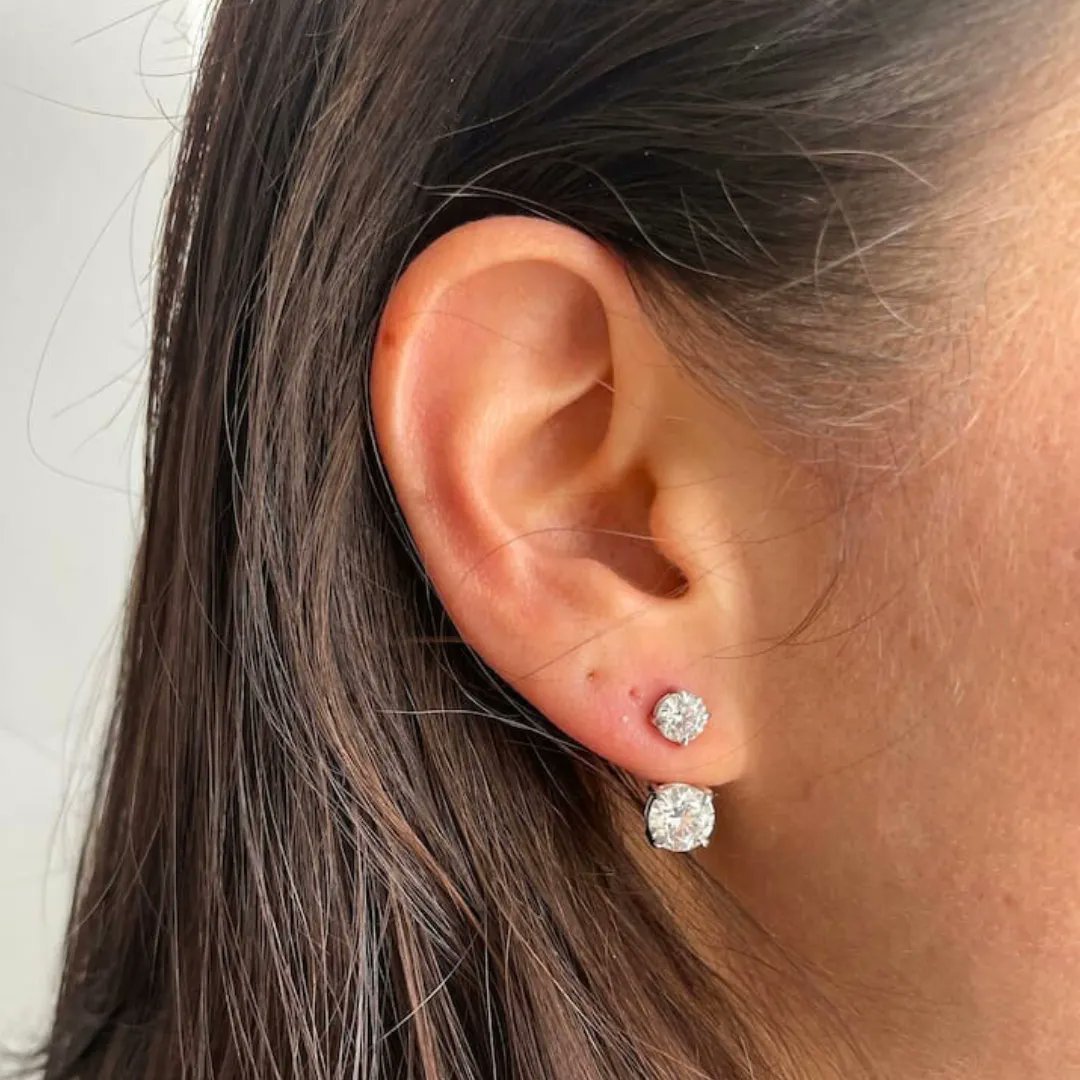 Redefine everyday luxury with this trending pair of studs handcrafted in 925 silver 🌟 

Why not stand out everyday? 👀 

#silverjewellery #studs #trendingearrings #trendingjewellery #earrings #925silver #silverstuds #silverearrings #925silver #handcraftedjewellery  #jewellery