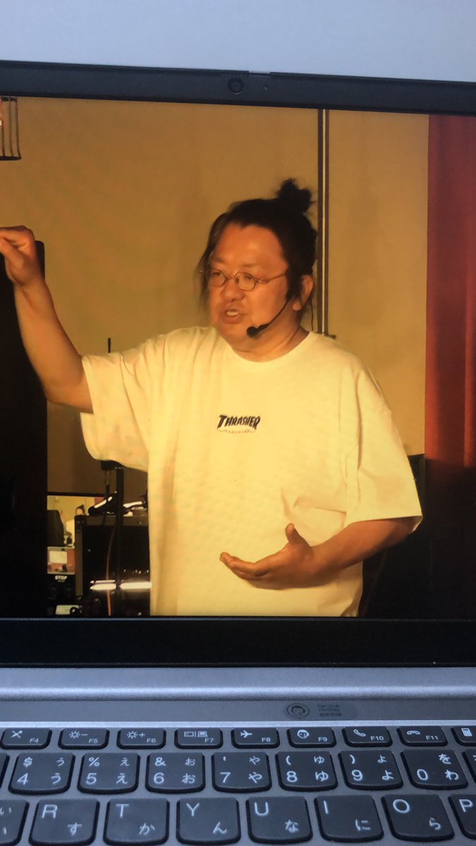 sn211106's tweet photo. 遅れて視聴し始めました。
いきなりグサッと来る言葉‼️
どんな場所でも共通する考え方。
#sunabaco
#koza
#コザ https://t.co/xvToKMVKHq