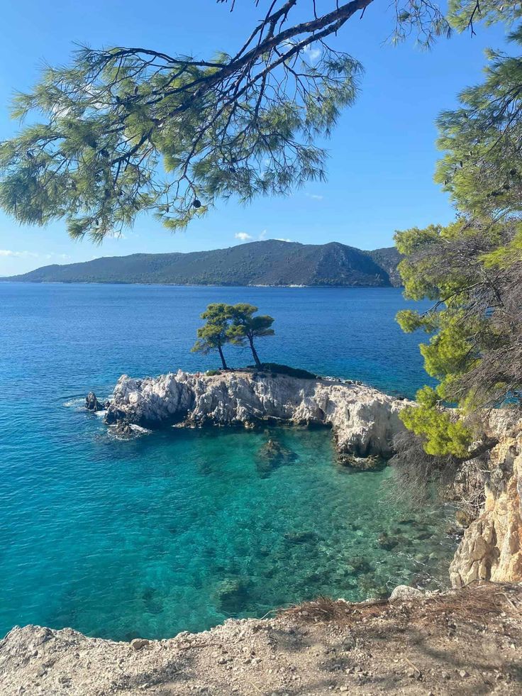 Aleksan52094351's tweet photo. Greece 💙 https://t.co/SVp6blQ7lX