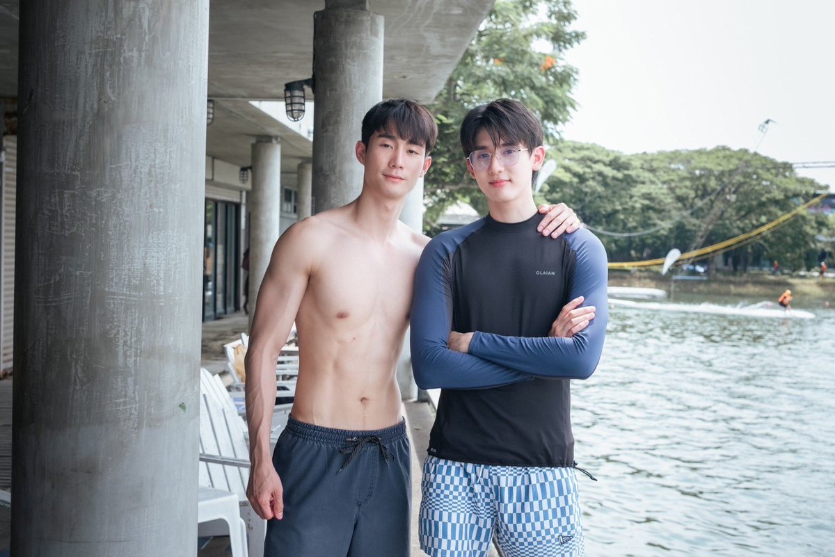 OnlyFriendsTH's tweet image. เขาเป็นของคนอื่น เขียนเอาข้างบอร์ด #OnlyFriendsSeries ดู อีพี 2 กันไปกี่รอบละ