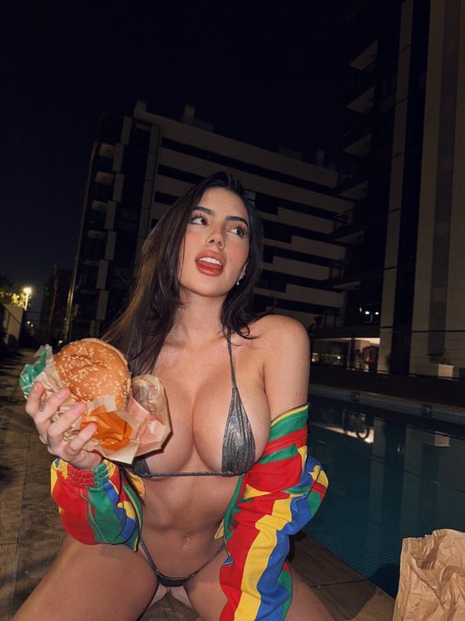 Te gustan las papitas fritas? 🍟 https://t.co/BQFw9ooqWm https://t.co/MPstIjFw9b