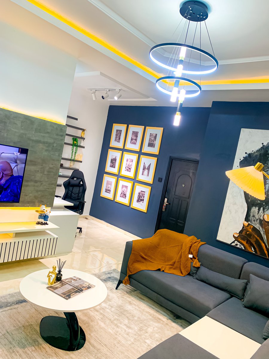 decor_sleek's tweet photo. How we finished this Bachelor Pad in Portharcourt… 🔥🔥🔥

Ceec and Alex, Kidd , Put Caicedo , CEO of Binance , #PeterObi , Omashola , Manchester United , Tolani , Datti , NYSC #portharcourt https://t.co/ogKo7BM6Dz