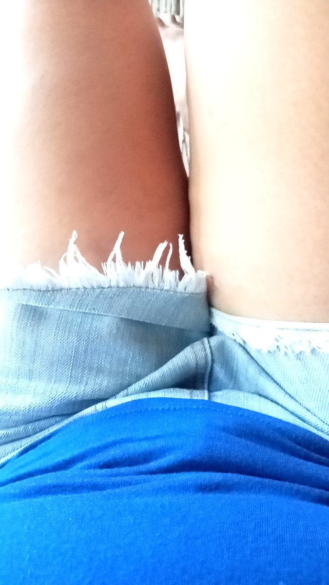 mikijejee's tweet photo. นอนเหงาๆ https://t.co/KrCgYSyWnL