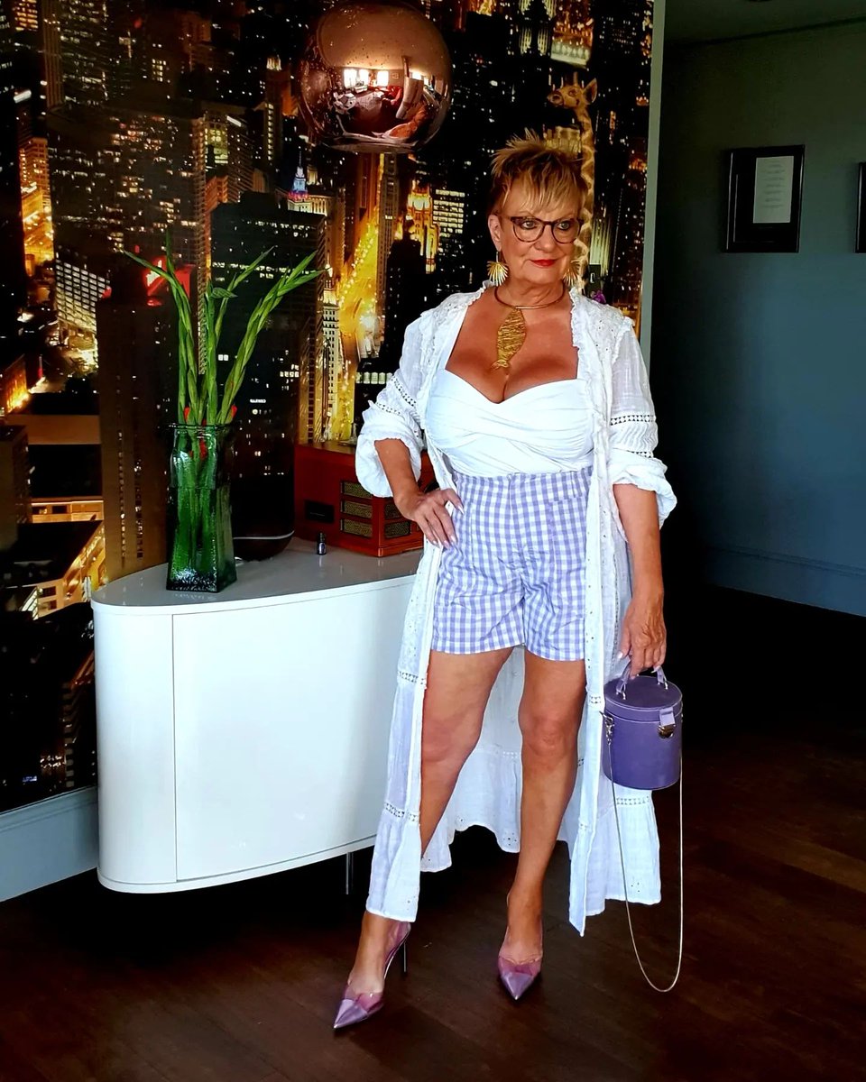 ja_nesnewshoe's tweet photo. Lilac Stories..........💜🤍💜🤍

#lilactoday#lilacstories #stylelilac #ootd#stylemaxiskirt #styleshorts #mystylemyway #mysummer #summerdiary #summeroutfits #mystylediary #myweekend #mytargetstyle #sharemystyle #sharemysquare #sharemylook 

~~>https://t.co/av1TpsSpJx https://t.co/Lu8QafUSd6