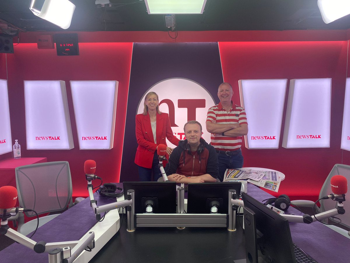 Unique Media tweet media