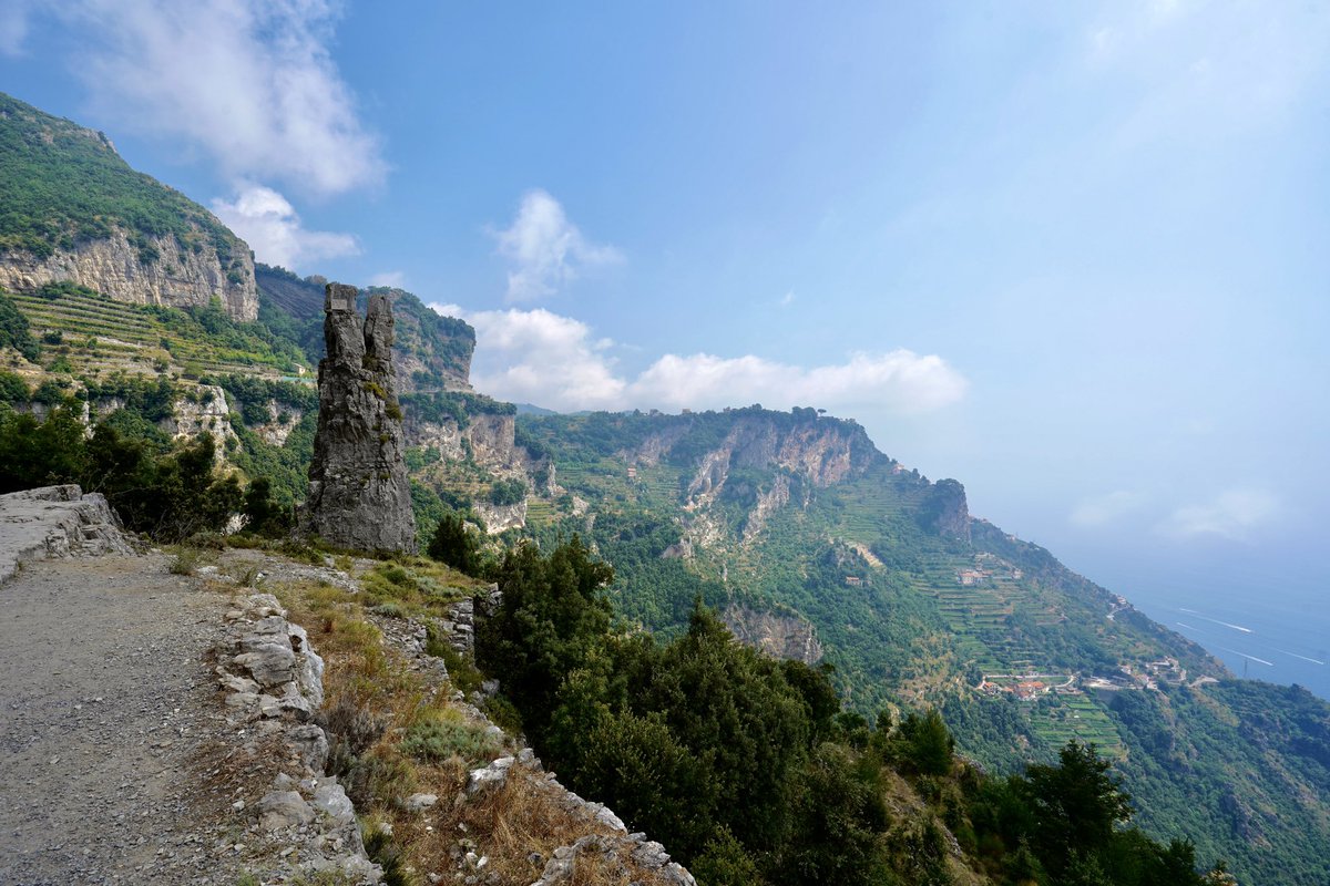 _5c0tt_'s tweet photo. Italy is pretty damn gorgeous 🇮🇹📸 https://t.co/w4IXHlYumJ