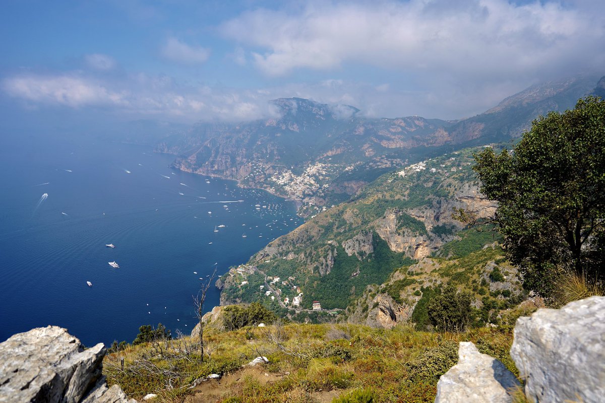 _5c0tt_'s tweet photo. Italy is pretty damn gorgeous 🇮🇹📸 https://t.co/w4IXHlYumJ