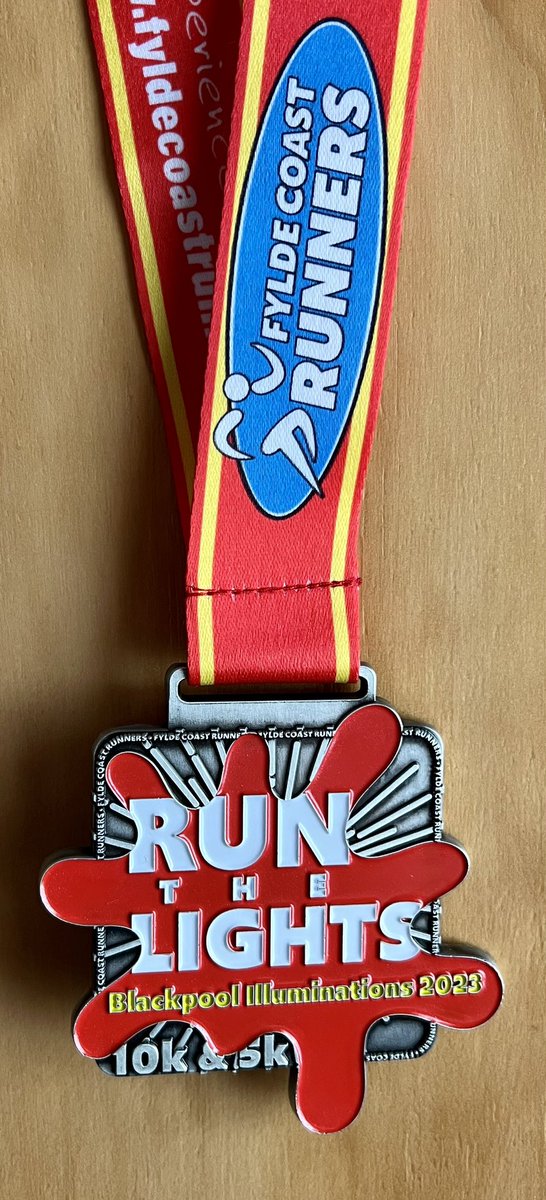 mickhughes75's tweet photo. Saturdays nights award. The funky colour splat, glow in the dark medal for the Blackpool Run The Lights (Illuminations) 2023 🏅#medalmonday #runr #fyldecoastrunners #runner #athlete #trawdenac #teamtac https://t.co/36veFCPfBt