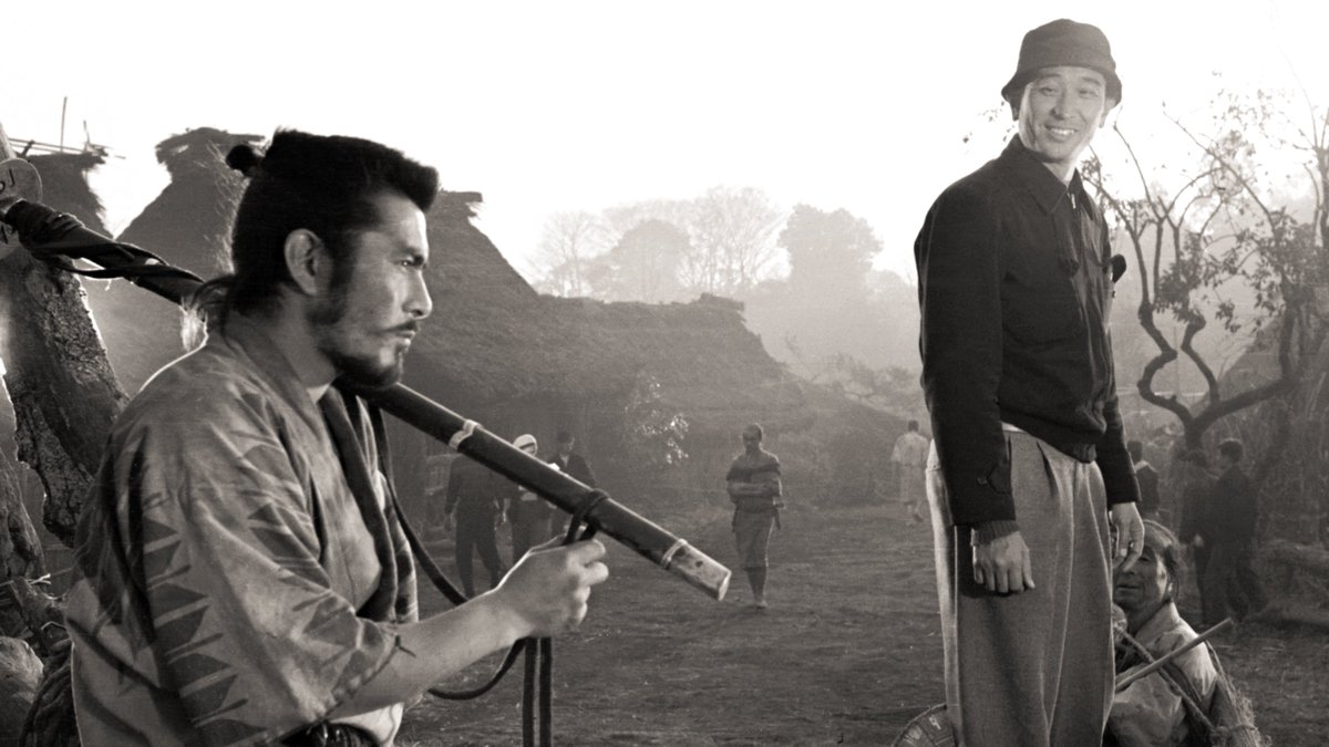 DannyDrinksWine's tweet photo. *Toshiro Mifune &amp; Akira Kurosawa*

On the set of "Seven Samurai" (1954) https://t.co/vHyTQJudI9