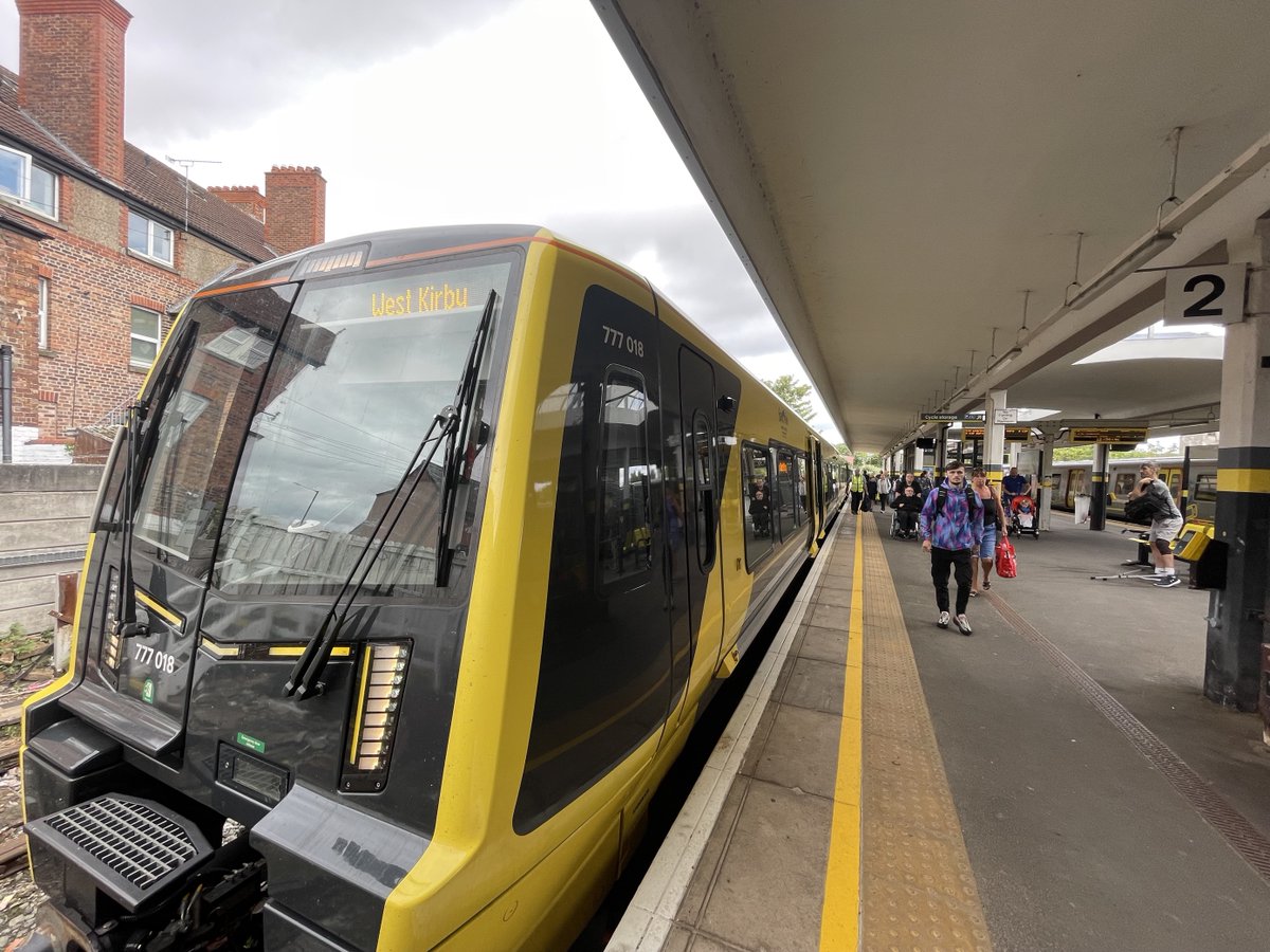 LCRMayor's tweet photo. 🚏 Calling at: the Wirral
🚆 The region's publicly owned trains have crossed the Mersey to begin their roll out on the Wirral line today.
💬 @MetroMayorSteve: "We’re putting the public back into public transport and delivering the services our 1.6 million residents deserve." https://t.co/q54Gykl9L9