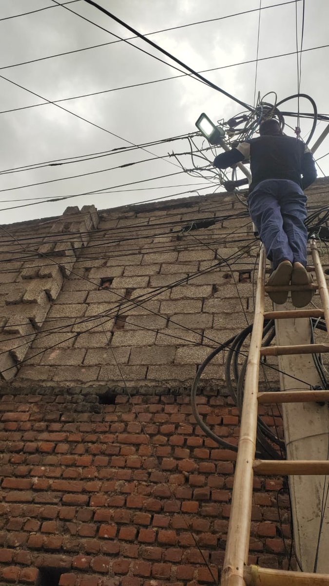 0205shankar's tweet photo. @kamran_jahan @AE_Ward94 @Dc10bG @DeccanChronicle @KTRBRS @CommissionrGHMC @GHMCOnline @TelanganaCMO Complaint rectified sir https://t.co/r15dE2OKjJ