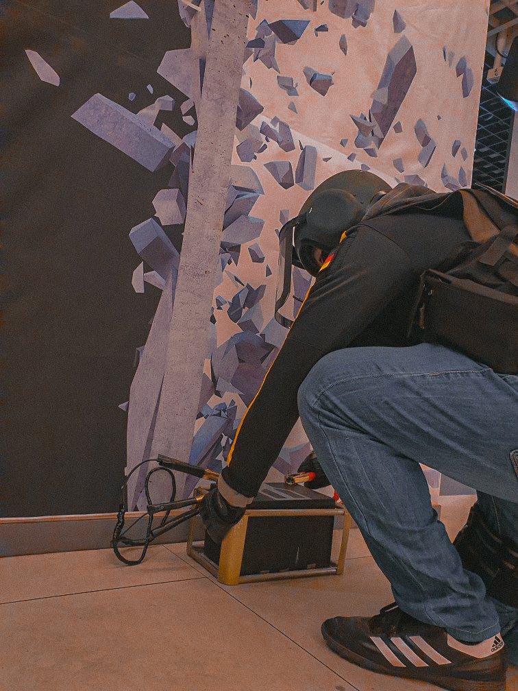 ChrisDaAsian's tweet image. R6 Summer Cup viewing party @PortalPC

Thanks for the photos @Dino_Da_Game 

#ubisoft #RainbowSixSiege