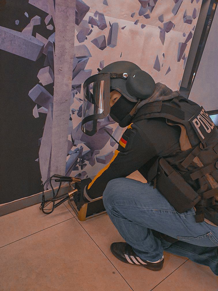 ChrisDaAsian's tweet image. R6 Summer Cup viewing party @PortalPC

Thanks for the photos @Dino_Da_Game 

#ubisoft #RainbowSixSiege