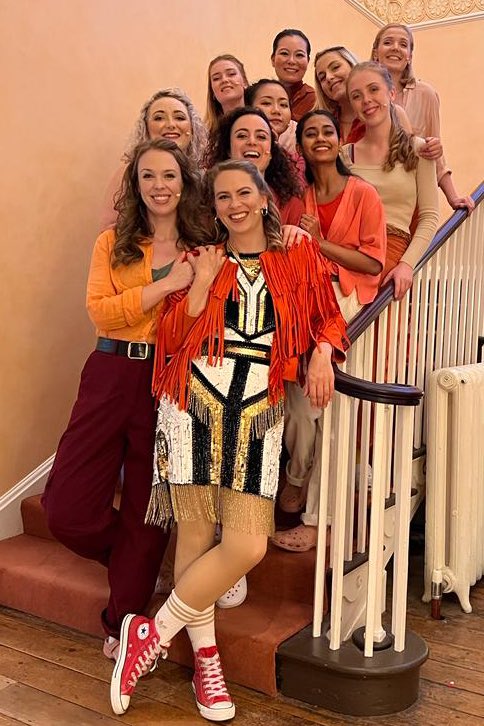 Elizabeth Lynch tweet media