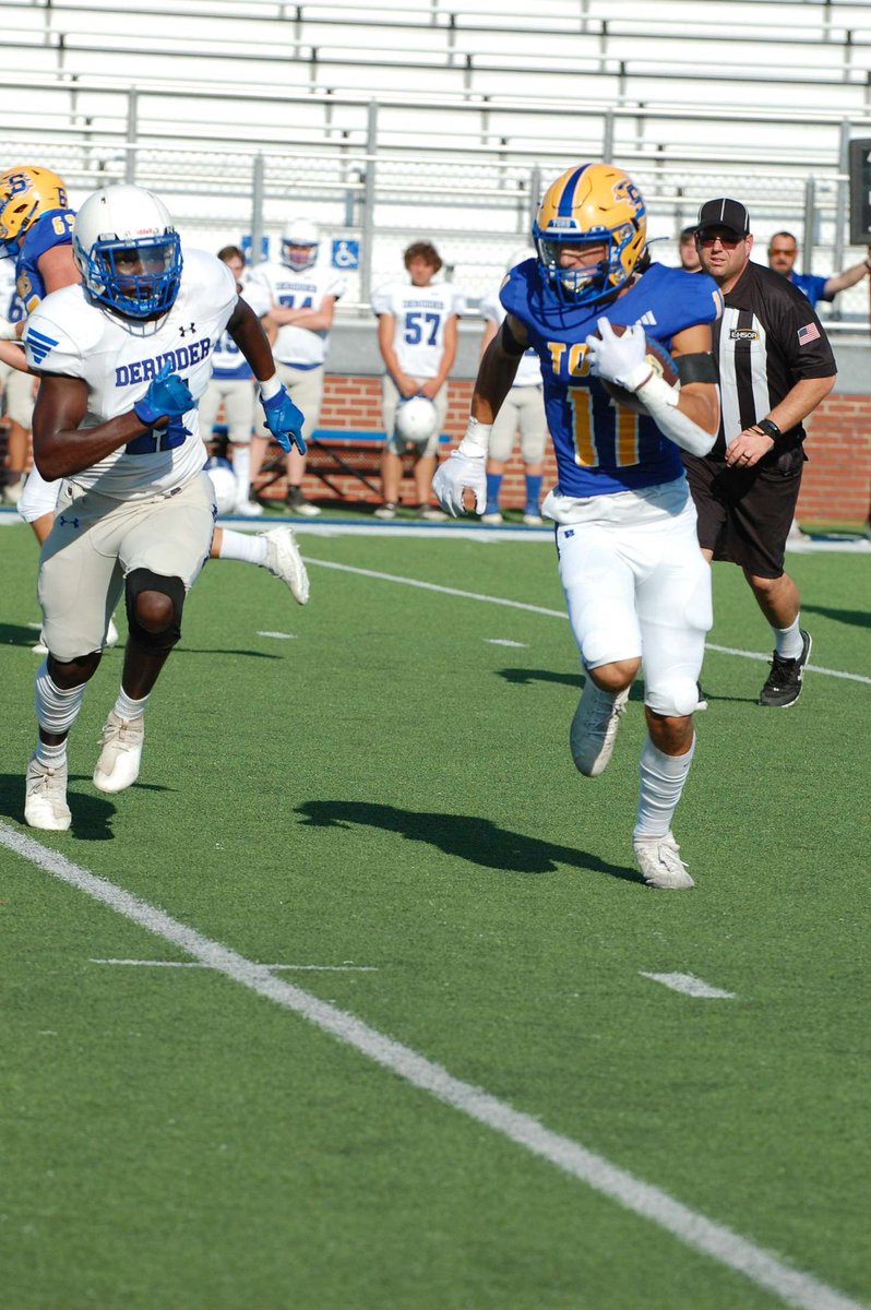 LAFootballMagTV's tweet photo. Hey everyone! Check out the article we published on Sulphur High School in our 2023 Louisiana Prep Football Preview! @LeeBrecheen @ChachereGrant @CarsonCauvin @Louisiana5AD1 @LSL_Sportsline @RecruitLouisian @LAFBReport 
https://t.co/IV78OyXaNY https://t.co/w0PS6OiMd5
