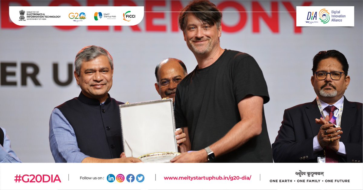 Asvin GMBH, Germany received an award as the 1st runner-up in the Secured Digital Infrastructure sector for their innovative solutions, at the #G20DIAMegaSummit.  

#G20DIA #G20India #G20DEWG #DigitalInnovationAlliance #StartUp #AmritKaal #Techade