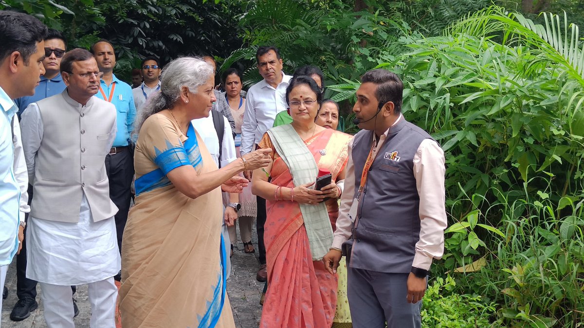 nsitharamanoffc's tweet photo. Smt @nsitharaman visits Miyawaki Forest in Ekta Nagar, Gujarat.

Miyawaki Forest and Maze Garden are tourist attractions at the @souindia which were inaugurated by Hon'ble Prime Minister Shri @narendramodi in October 2022. 

Miyawaki Forest is named after the technique developed by Japanese botanist and ecologist Dr Akira Miyawaki to plant saplings of various species that are planted close to each other which develops into a dense urban forest.

Also present during the visit are Hon'ble Ministers of State Shri @mppchaudhary & Shri @DrBhagwatKarad
and senior officials of @FinMinIndia and @MCA21India.