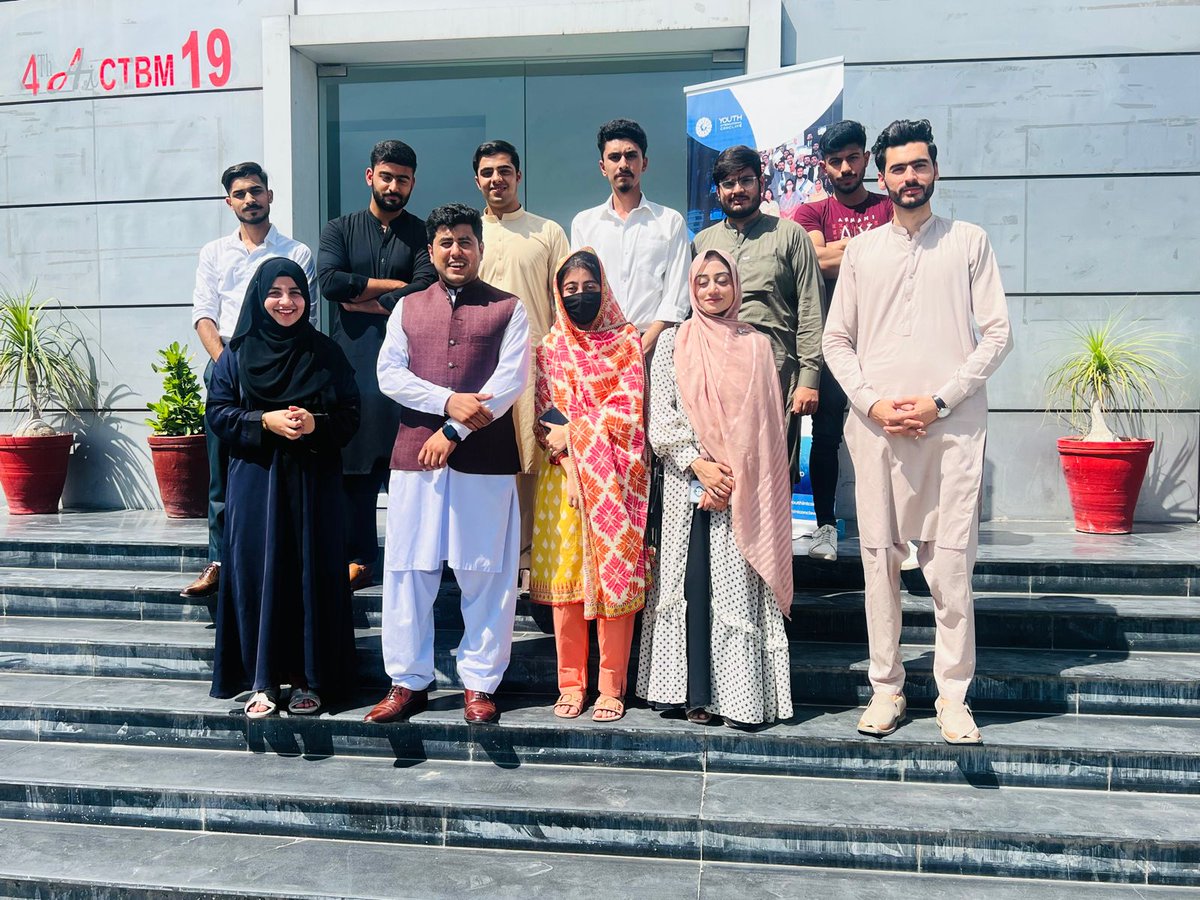 youthinconclave's tweet photo. 🌟First Meeting of @AUPofficial Team: Fostering Digital Success🌟
🚀The team members of @AUPofficial held their initial meeting with President Engr.@eumarfarooqgul of @youthinconclave, signaling the start of their digital journey
Join YIFP: https://t.co/D7ytfaF1lT
#YIC #Abasyn https://t.co/XP33WkR4Ow
