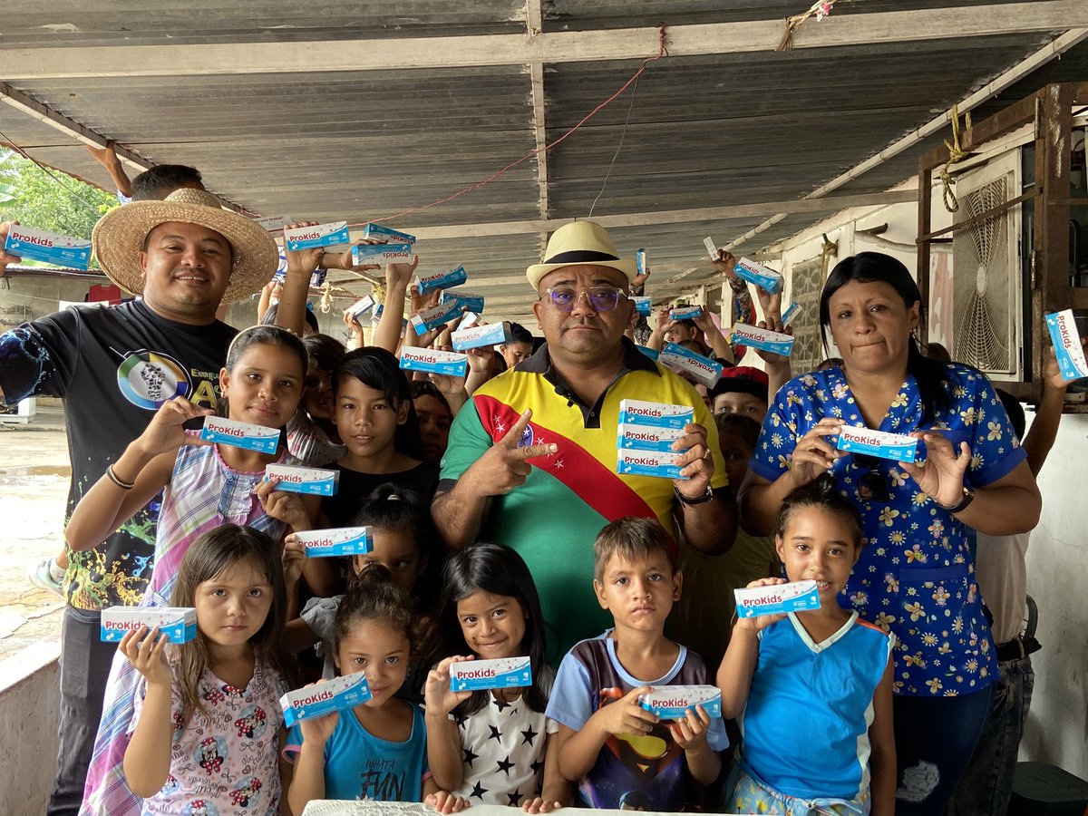 DanielNPSUV's tweet photo. Continúan la entregas de complementos vitamínicos a niños y niñas, para un mejor desarrollo y crecimiento, esta vez en las comunidades: El Trébol , Rómulo Gallegos, Los Módulos y Ruiz Pineda.
.
@NicolasMaduro @eduardopiate2 @AlcaldiaAchag https://t.co/lwGuynLrAr