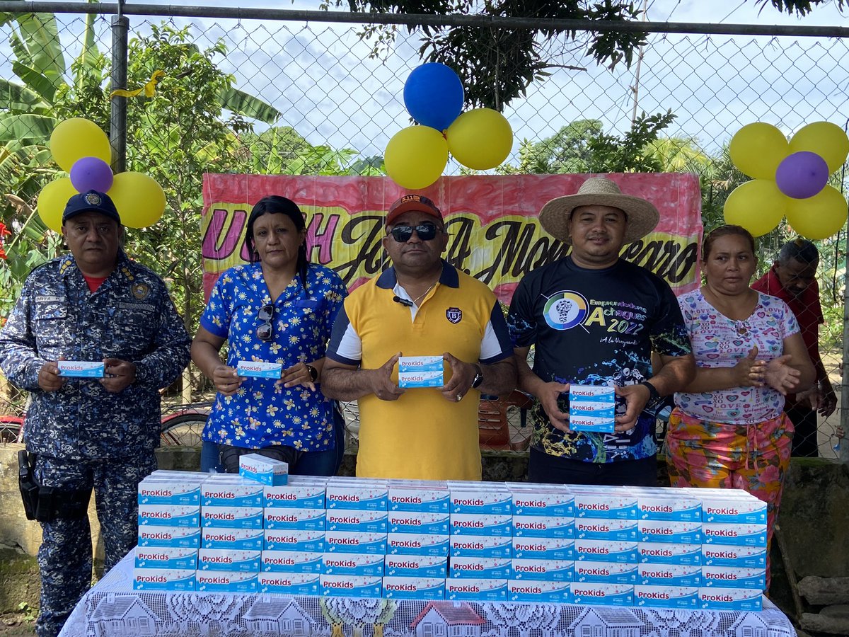 DanielNPSUV's tweet photo. Continúan la entregas de complementos vitamínicos a niños y niñas, para un mejor desarrollo y crecimiento, esta vez en las comunidades: El Trébol , Rómulo Gallegos, Los Módulos y Ruiz Pineda.
.
@NicolasMaduro @eduardopiate2 @AlcaldiaAchag https://t.co/lwGuynLrAr