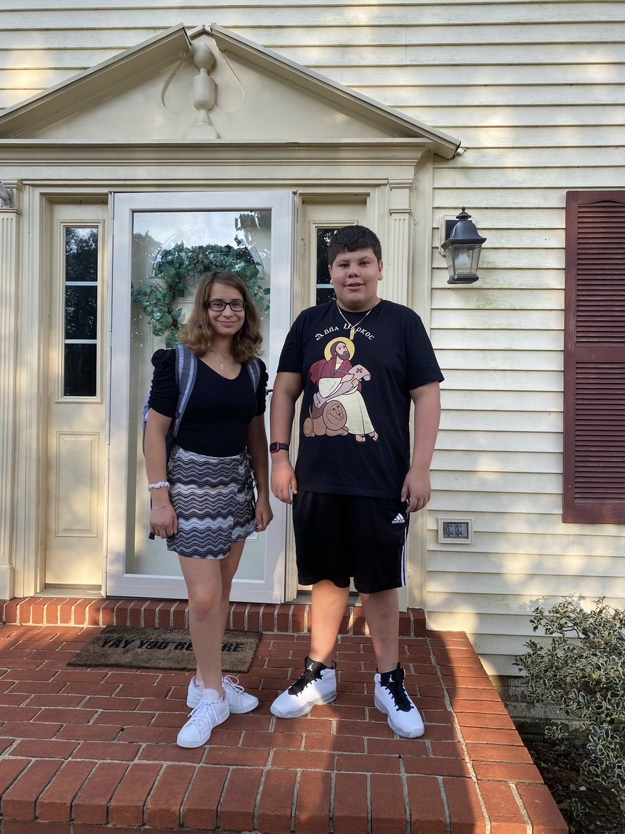 #firstdayfairfax 2 freshman…HS and College