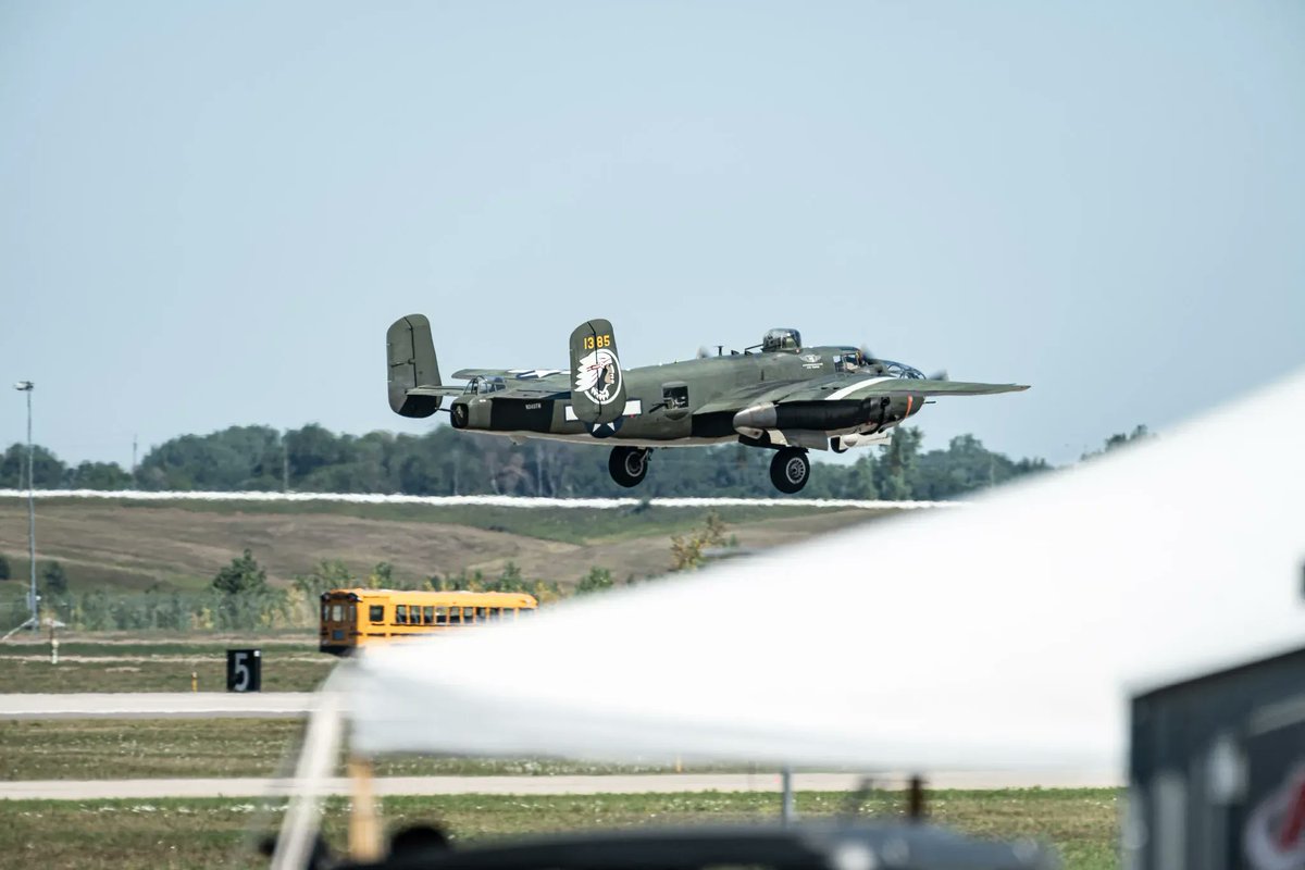 aluisius's tweet photo. Only a few warbirds this year and they are beautiful. Thank you for @CAF1957 for bringing and showing them. The show wouldn't be complete without you guys.
#powerontheprairie #siouxfalls #sodak #southdakota #airshow #hifromsd https://t.co/7Y50J1XCyN