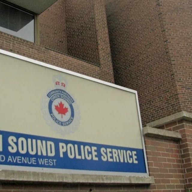 OwenSoundPolice's tweet photo. #CommunityInfo Plan Canada have notified police they will be in Owen Sound the wk of Aug 21-27th & will be canvassing door-to-door. All canvassers will be properly identified with photo ID & using Plan Canada sponsor forms. @ChiefAmbroseOSP @JFluneyOSPS @Insp_DBishop @OSPApres https://t.co/DbVyTIqa93
