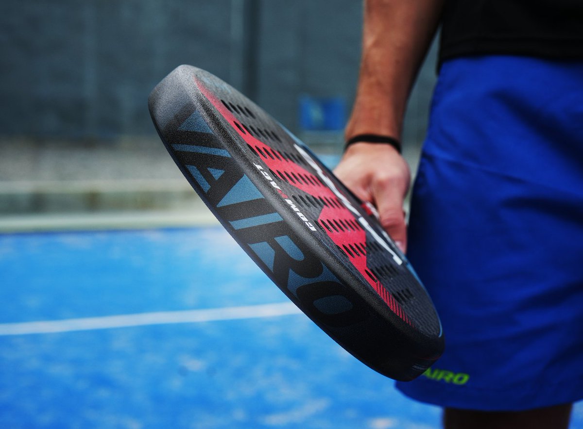 vairo_padel's tweet photo. Welcome to the Vairo family! 💙🎾 We love sharing the passion for padel with you. 😊⚡️#VairoPadel #PassionForPadel #PadelCommunity https://t.co/uYKVUSl8M7