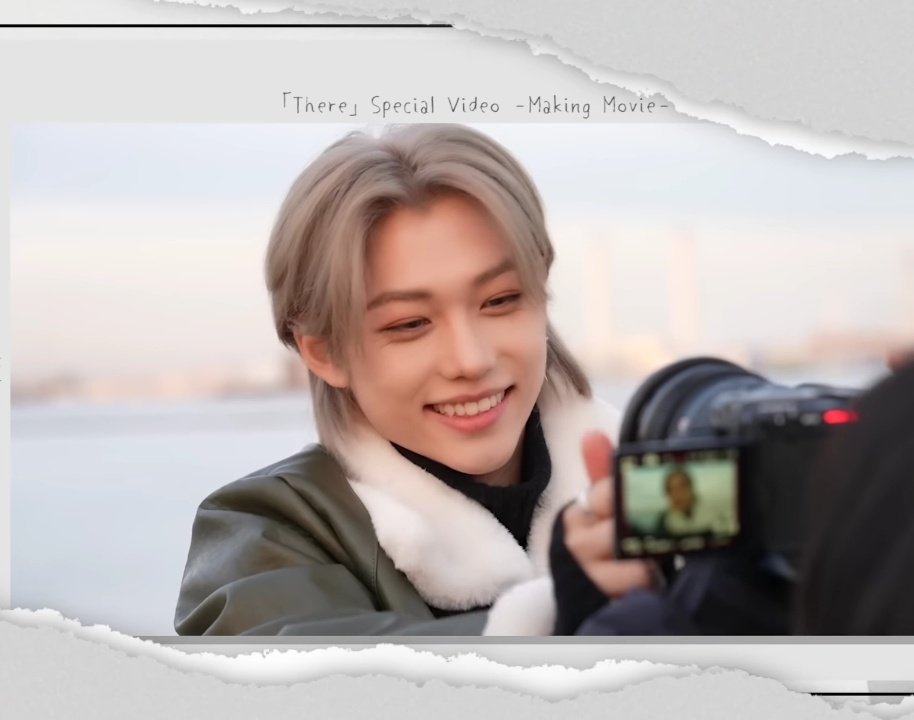 BBOKARILOOKS's tweet photo. HIS SMIILE 😭😭😭😭 https://t.co/iqimWAwBCP