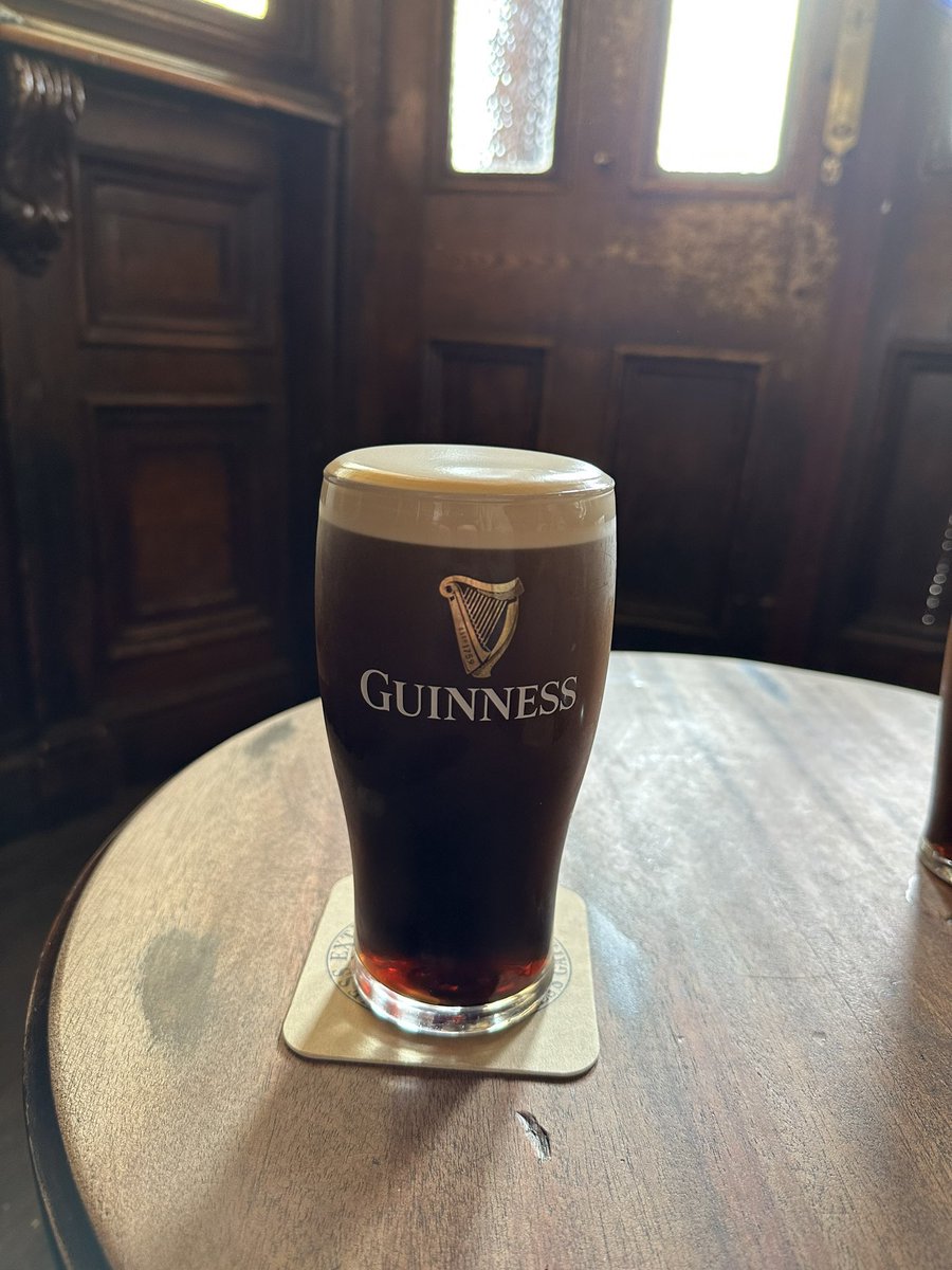 PintsO_Guinness's tweet photo. 1 pint of Guinness gives you the below:

51% of your RDA for copper which contributes to antioxidant activity (cleansing). Gives us energy and maintains our immune system

33% of your RA for vitamin B6 keeps up happy. Maintains immune system and reduces the risk of heart disease

31% of your RDA for niacin which looks after our cells gives us energy and may play a significant role in the prevention of cancer

24% of your RDA for vitamin B12 which is essential for the duplication of DNA and works with folate and vitamin B6 to decrease our risk of heart disease and caner

RDA = Recommended daily allowance
#Guinness #IrishStout #Stout #Ireland
