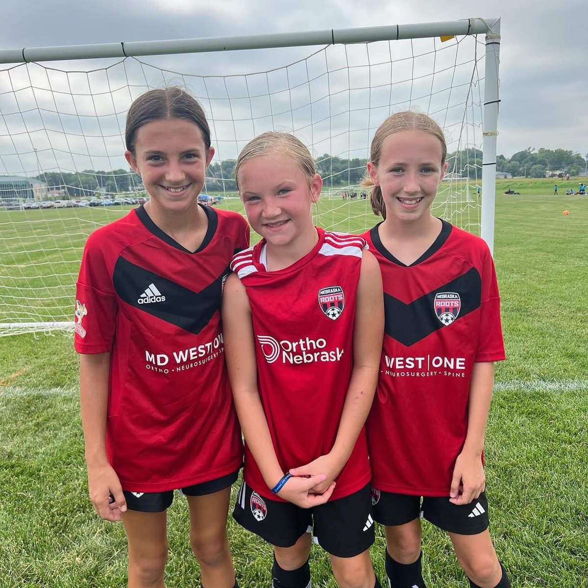NERoots2012G1's tweet photo. Great way to start league play today with a 5-0 victory over Moxie 2 🎉

Players of the Match
⚽️Corrigan Stuva on defense
⚽️Felicity Anderson with the hat trick
⚽️Lucy Sullivan voted by opponents  

Let’s goooo ROOTS 👏🏽@ElkhornSoccer @NERootsSC https://t.co/enjYJEPCO4