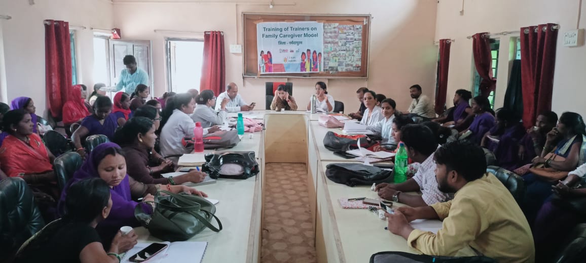 BankhediMp's tweet photo. With the guidance of DTO Dr Priyanka dubey we organized a meeting about family caregivers for Tb 
@TbDivision 
@PMOIndia 
@CMMadhyaPradesh 
@WHO 
@dmhoshangabad
@NHM_MP 
@healthminmp https://t.co/ssE7ab1Xyv