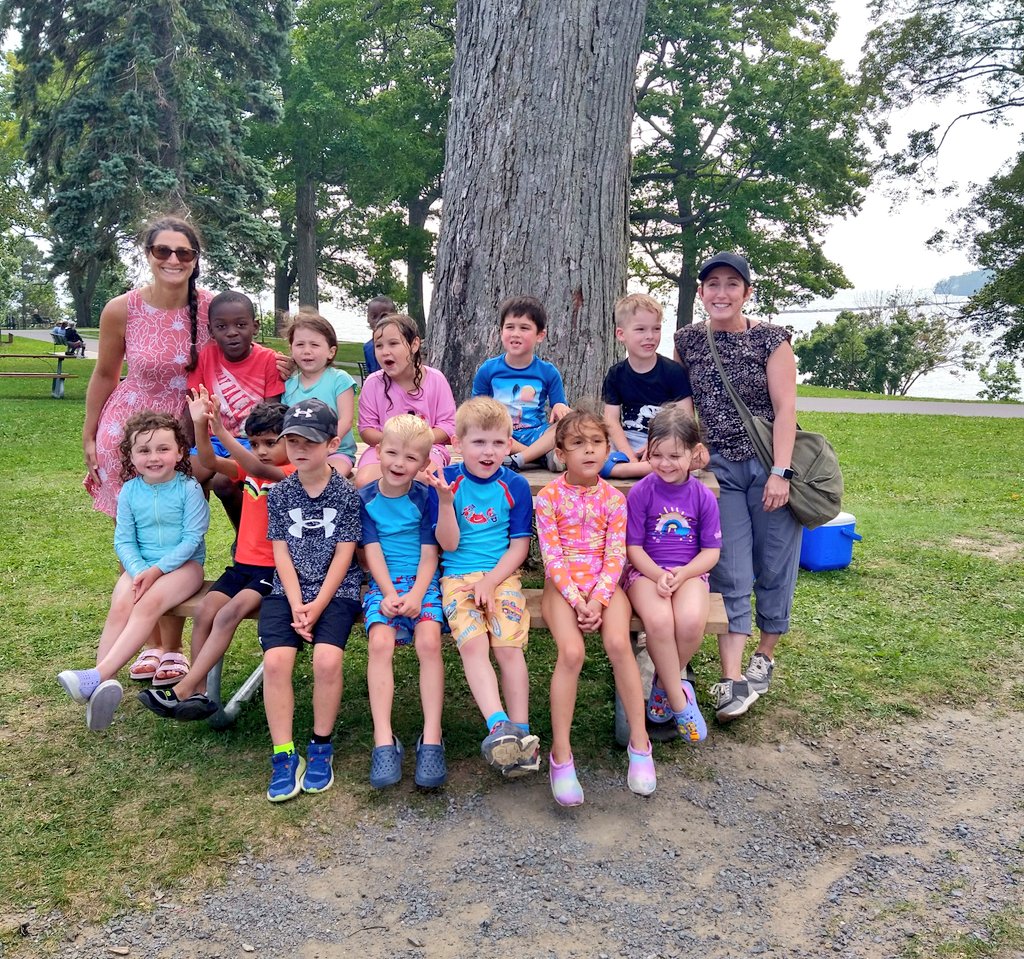 MmeJulieBell's tweet photo. Our Class Family Playdate was success! I love my littles so much! 🥰@alcdsb @alcdsb_olmc @lisa_amey #ALCDSBMYSP #BetterTogether https://t.co/o7aEFx8dv4