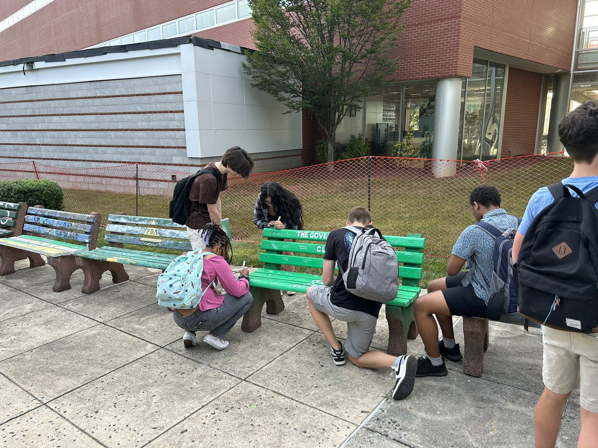 Gov_School_Innovation_Park (@gov_school_ip) on Twitter photo Excitement is in the air as we welcome back students to campus. Continuing a very cool tradition, our seniors got to sign the Class of 2024 bench this morning before heading into their last year of HS. <a href="/PWCSNews/">PWCS</a> <a href="/mymcpsva/">ManassasCitySchools</a> <a href="/MPCSVA/">MPCSchools</a> Excitement is in the air as we welcome back students to campus. Continuing a very cool tradition, our seniors got to sign the Class of 2024 bench this morning before heading into their last year of HS. <a href="/PWCSNews/">PWCS</a> <a href="/mymcpsva/">ManassasCitySchools</a> <a href="/MPCSVA/">MPCSchools</a>