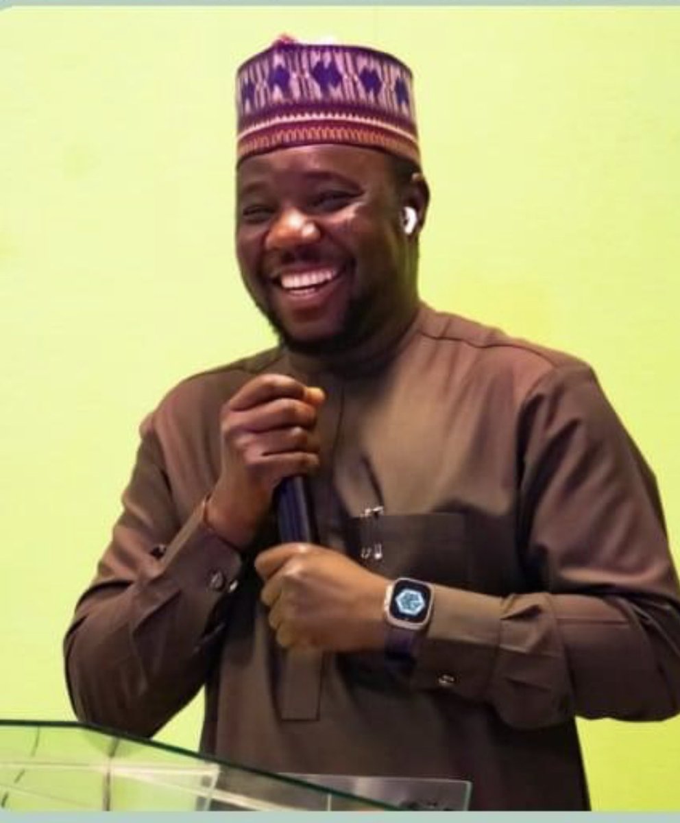 nuhu_abok's tweet photo. The nicest gift I could receive is that God has given me another year to live, laugh, and love. https://t.co/pF6oxPr3Lc
