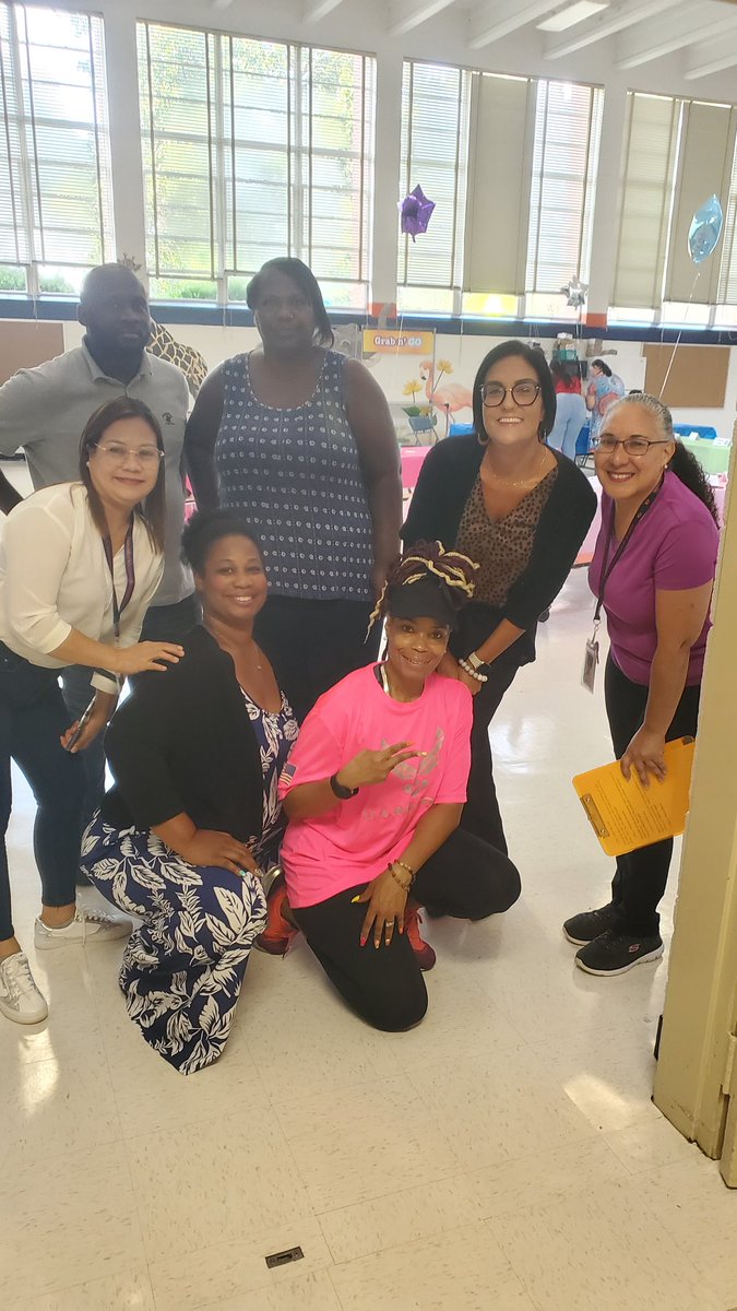 LisaSnow4U's tweet photo. Admin Love #MWESTigers https://t.co/V7OrMCZh7C