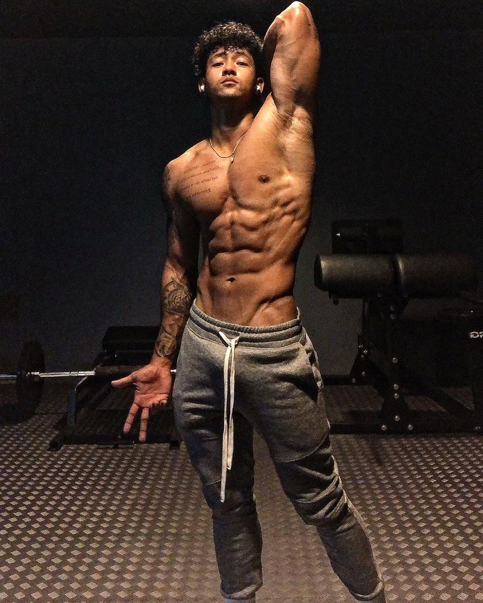 Chadd Solano @chaddmorenoofficial #chaddsolano #hotmenphilippines  #hottestmeninthephilippines #hotmenphilippinesaugust2023