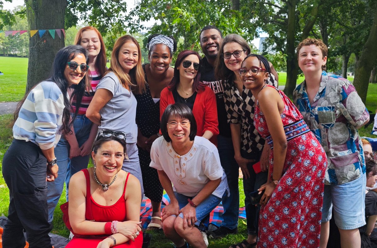 AnneChen92016's tweet photo. @Shanarama_ns @StevenLenton @MiriamHalahmy @BridgetMarzo @debasmita_d @JustineLaismith @evawongnava @AngelkDike @FarrahRiaz @kimcollingsart @KenechiUdogu @survivalguide Was lovely chatting to you! https://t.co/8xQctroQUA