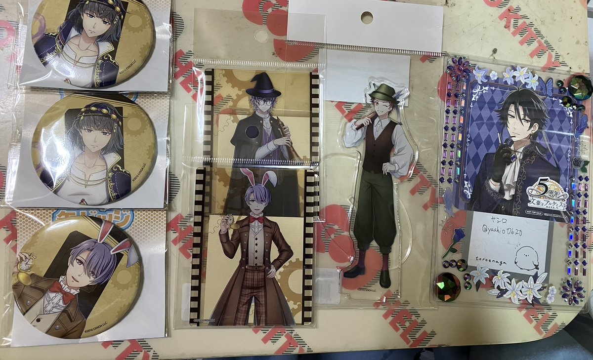 yashio0620's tweet photo. 【交換・譲渡】文アル　文豪とアルケミスト　eeoくじ　アクリルフィギュア　アクリルカード　缶バッジ
譲　画像1〜3枚目
求　特典きくち>定価+送料または画像2.3枚目求グッズ
郵送または関西圏手渡し
検索からでもお気軽にお声掛けください
。 https://t.co/8riPOPe1tc