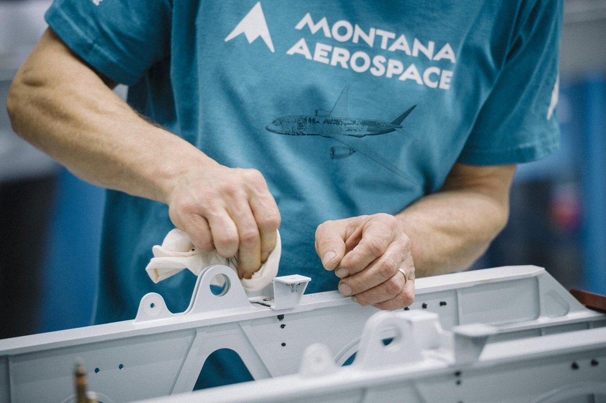 Alcircle's tweet image. Montana Aerospace outshines its rivals in the race to perfect aluminium aircraft components

🔗alcircle.com/news/montana-a…

#MontanaAerospace #aluminium #aircraftcomponents #alcirclenews #ALCircle