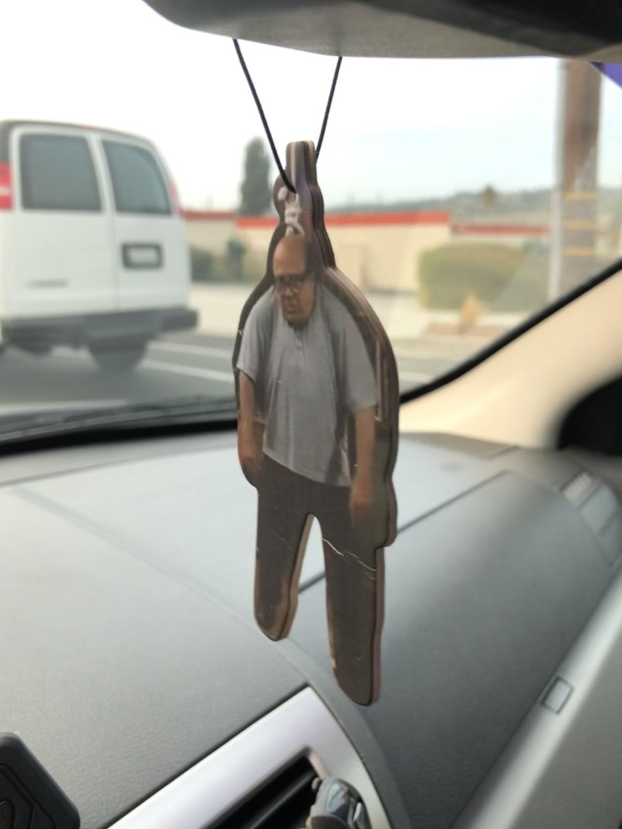 Charlie 👑🐀 tweet media