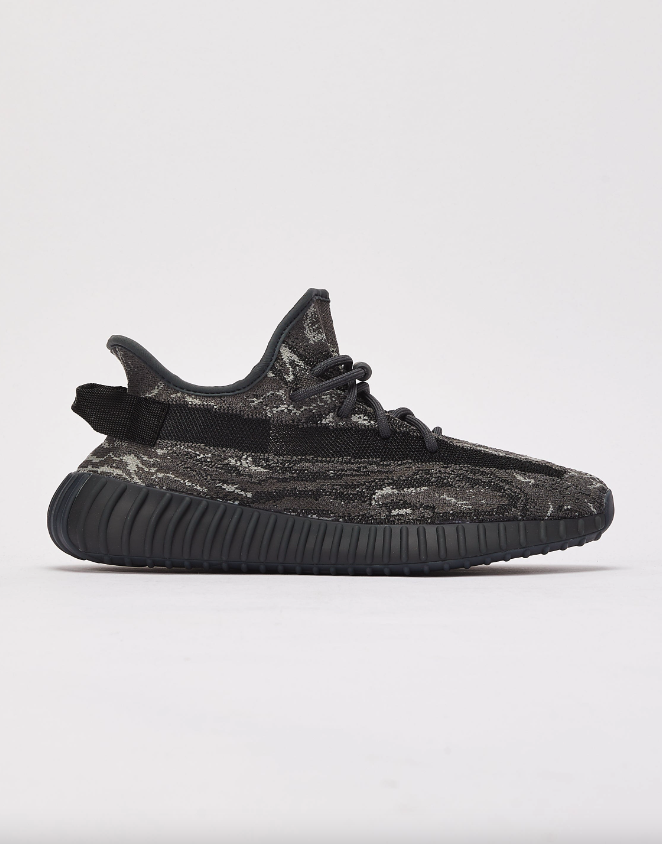 SOLELINKS's tweet photo. Ad: adidas Yeezy Boost 350 V2 'Dark Salt' releases at 7am ET/10pm ET

Finish Line:https://t.co/LBNobHO7zH
JD Sports:https://t.co/Vl9VZY1xC9
Snipes:https://t.co/4HalprrBsZ
Shiekh:https://t.co/qaQWPSEKfH
DTLR:https://t.co/yjgDizXRqd https://t.co/vOocBvM4jb